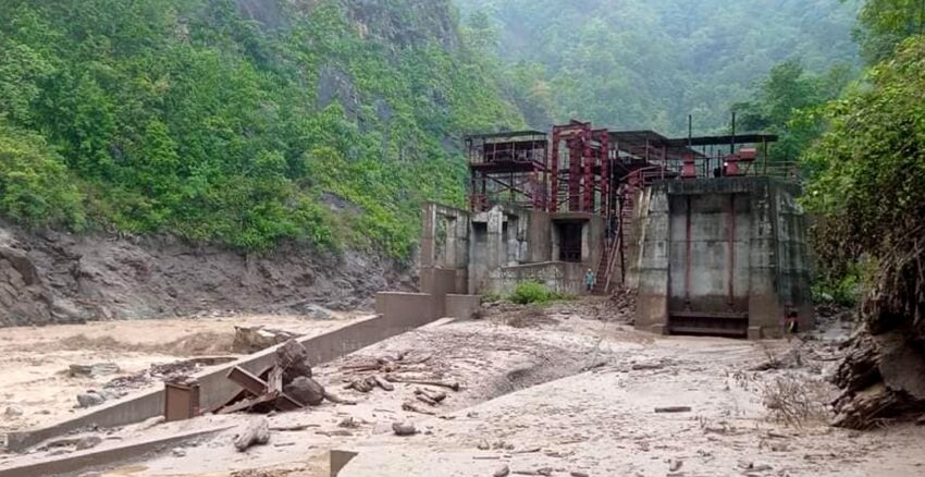 वर्षाले ३२ जलविद्युत आयोजना प्रभावित