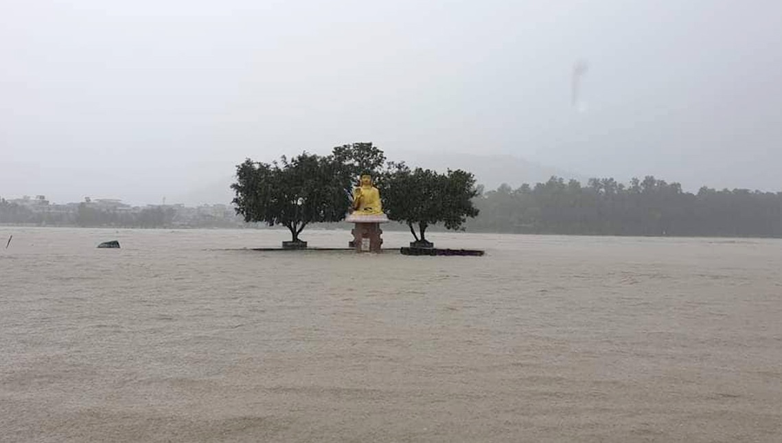 शनिवार यी नदी पुग्दैछन् अति उच्च जोखिममा