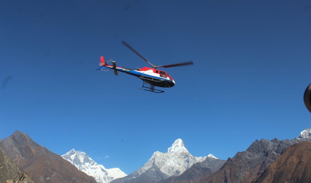 सगरमाथा क्षेत्रमा व्यवसायिक उडान नगर्न चेतावनी