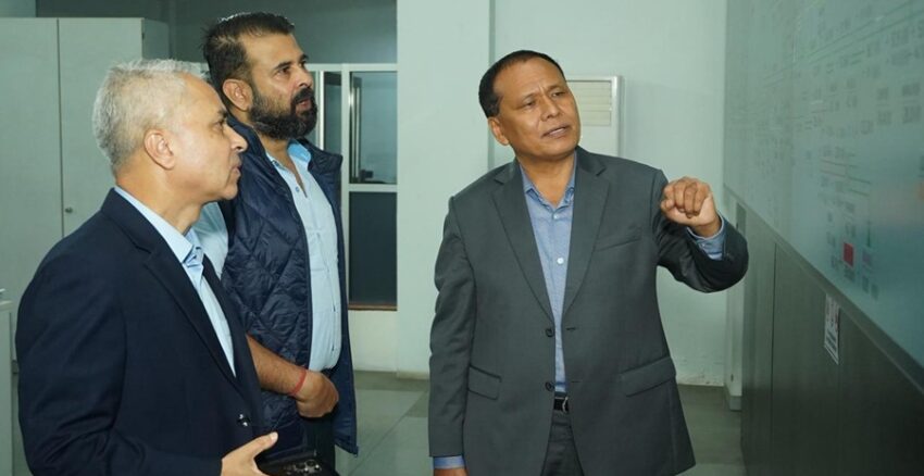 विद्युतको अवस्था बुझ्न भार प्रेषण केन्द्रमा कुलमान