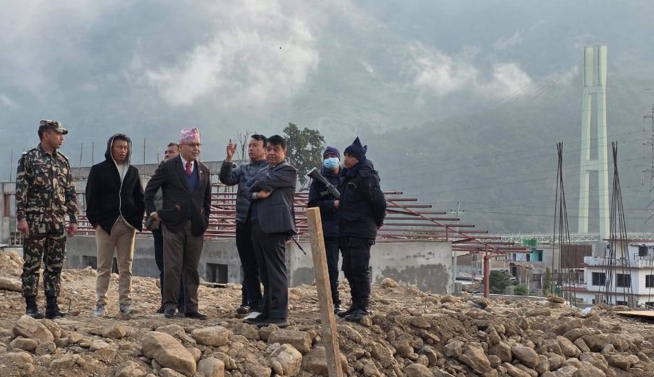 अर्थमन्त्री खनालद्वारा चिसापानी–राजकाडा केबलकारको अवलोकन