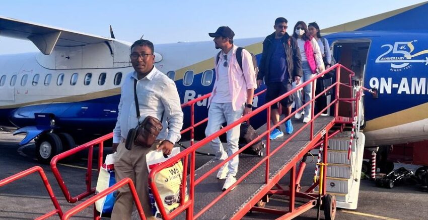 हवाई भाडा करिव दोब्बर